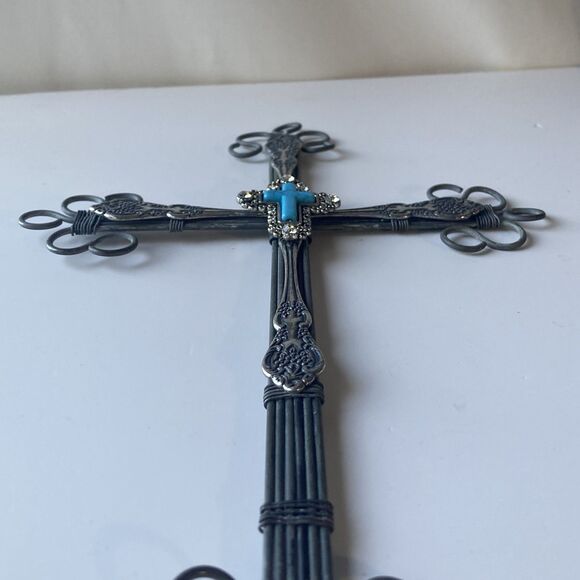 Vintage Southwestern Silver Tone Metal Crucifix Cross Wall Hanging Ornate 11X7 - Picture 10 of 12